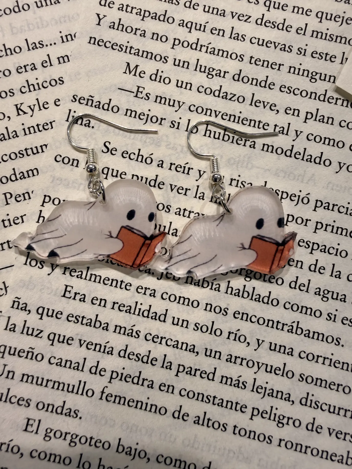 Pendientes “ Fantamas lectores" (Fantasma Lector)